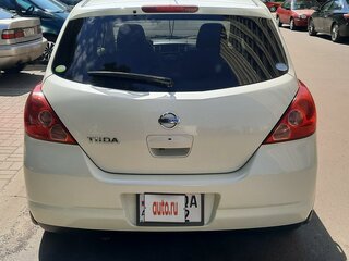 2007 Nissan Tiida I, белый, 600000 рублей, вид 4