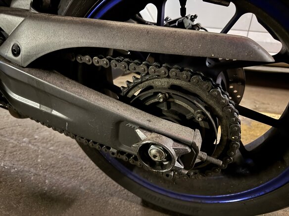 2022 Yamaha YZF-R7, синий, 965000 рублей - вид 7
