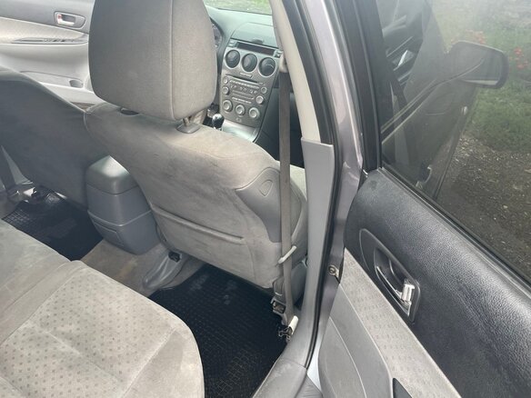 2004 Mazda 6 I (GG), серый, 320000 рублей - вид 9