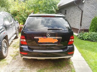 2009 Mercedes-Benz M-Класс 320 II (W164) Рестайлинг, чёрный, 1600000 рублей, вид 3