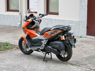 2023 Motoland T-MAX 150, оранжевый, 184350 рублей, вид 3