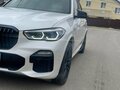 2019 BMW X5 30d IV (G05/G18), белый, 5850000 рублей - вид 2