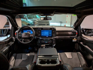 2026 Ford F-150 Raptor SuperCrew Raptor XIV Рестайлинг, зелёный, 14598000 рублей, вид 4