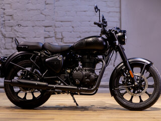 2025 Royal Enfield Classic 350, чёрный, 511000 рублей, вид 4