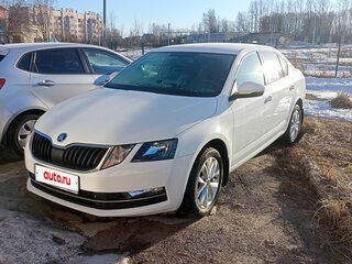 2018 Skoda Octavia III (A7) Рестайлинг, белый, 1960000 рублей, вид 1