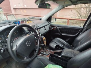 2002 Mercedes-Benz M-Класс 270 I (W163) Рестайлинг, зелёный, 500000 рублей, вид 4