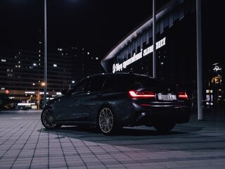 2019 BMW 3 серии 330i VII (G2x), серый, 3900000 рублей, вид 4