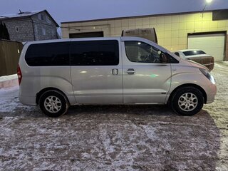 2009 Hyundai Grand Starex I, серый, 1150000 рублей, вид 4