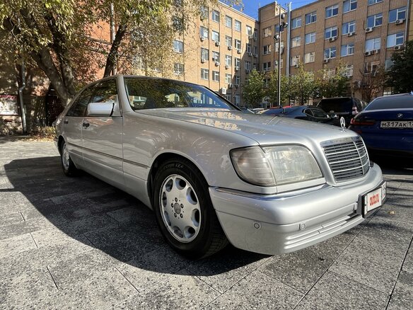 1996 Mercedes-Benz S-Класс 500 III (W140) Рестайлинг, белый, 2500000 рублей - вид 6
