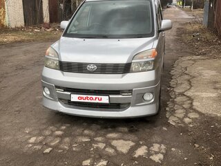 2002 Toyota Voxy I (R60), серебристый, 807000 рублей, вид 2