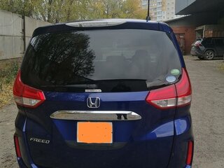 2019 Honda Freed II, синий, 1777000 рублей, вид 3