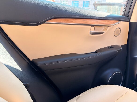 2016 Lexus NX 200 I, синий, 3000000 рублей - вид 7