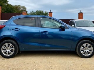 2018 Mazda Demio IV (DJ), синий, 1300000 рублей, вид 3
