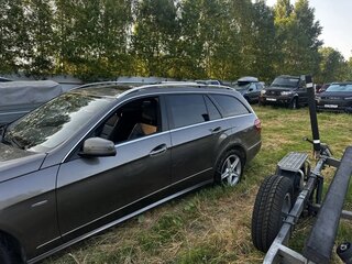 2009 Mercedes-Benz E-Класс 220 IV (W212, S212, C207), коричневый, 1480000 рублей, вид 4