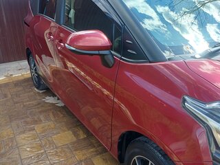 2019 Toyota Sienta II Рестайлинг, красный, 1750000 рублей, вид 5
