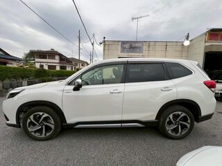 2023 Subaru Forester V Рестайлинг, белый, 2360000 рублей, вид 4