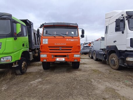 2021 КамАЗ 43118, оранжевый, 5060000 рублей, вид 2