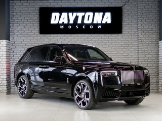 2025 Rolls-Royce Cullinan Black Badge I Рестайлинг (Series II), чёрный, 58000000 рублей, вид 1