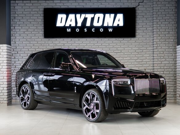 2025 Rolls-Royce Cullinan Black Badge I Рестайлинг (Series II), чёрный, 58000000 рублей