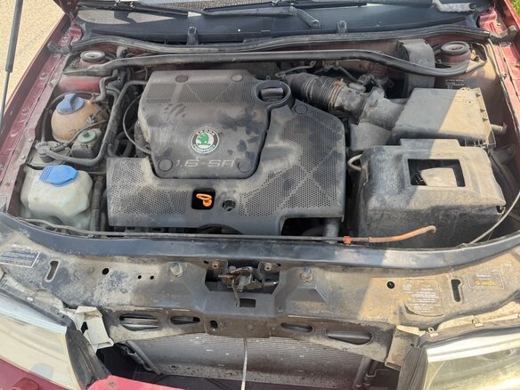 2000 Skoda Octavia I (A4) Рестайлинг, красный, 299000 рублей - вид 14