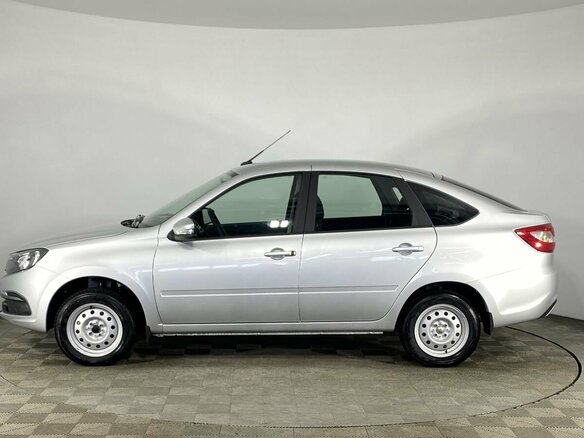 2026 Lada (ВАЗ) Granta I Рестайлинг, серебристый - вид 1