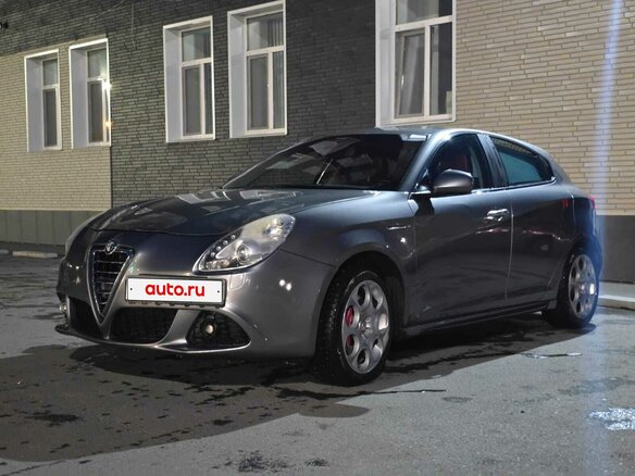 2013 Alfa Romeo Giulietta III, серый, 939000 рублей - вид 4