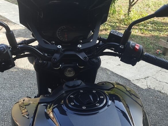 2023 Bajaj Pulsar N250, чёрный, 320000 рублей - вид 3