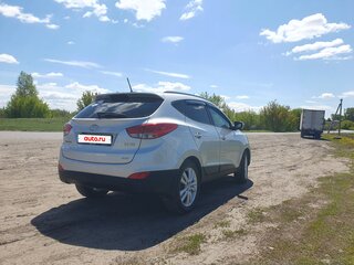 2011 Hyundai ix35 I, серебристый, 1420000 рублей, вид 3