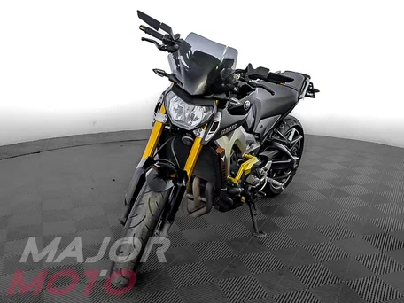 2015 Yamaha MT-09 (FZ-09), фиолетовый, 580000 рублей, вид 3