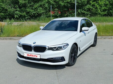 2017 BMW 5 серии 520d VII (G30/G31/G38), белый, 3888888 рублей, вид 2