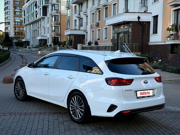 2020 Kia Ceed III, белый - вид 16