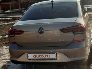 2020 Volkswagen Polo VI, коричневый, 3000000 рублей, вид 1
