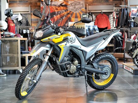 2026 Voge 300 Rally, жёлтый, 389000 рублей, вид 2