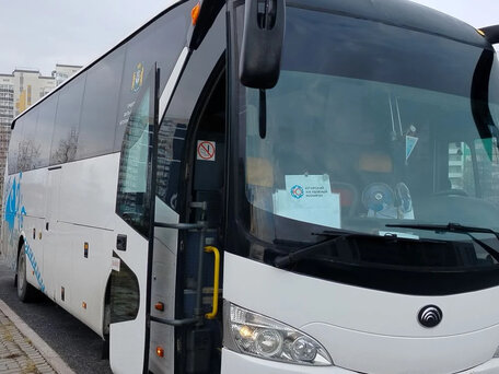 2012 Yutong ZK6129H, белый, 3800000 рублей, вид 4