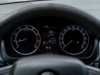 2018 Skoda Rapid I Рестайлинг, белый, 895000 рублей, вид 5