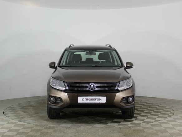 2016 Volkswagen Tiguan I Рестайлинг, коричневый - вид 1