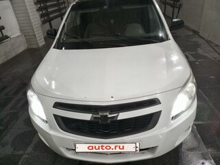 2014 Chevrolet Cobalt II, белый, 400000 рублей, вид 3