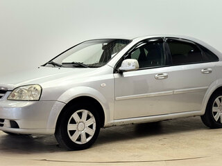 2011 Chevrolet Lacetti I, серебристый, 355000 рублей, вид 2