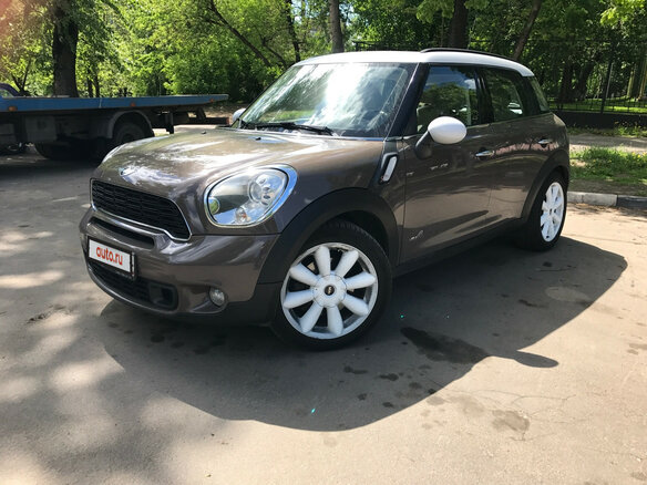2011 Mini Countryman Cooper S I, коричневый