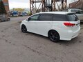 2011 Toyota Wish II, белый, 1550000 рублей - вид 4