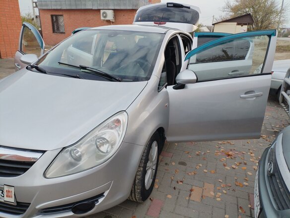 2008 Opel Corsa D, серебристый