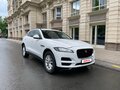 2016 Jaguar F-Pace I, белый - вид 2