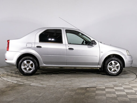 2014 Renault Logan I Рестайлинг, серый - вид 3