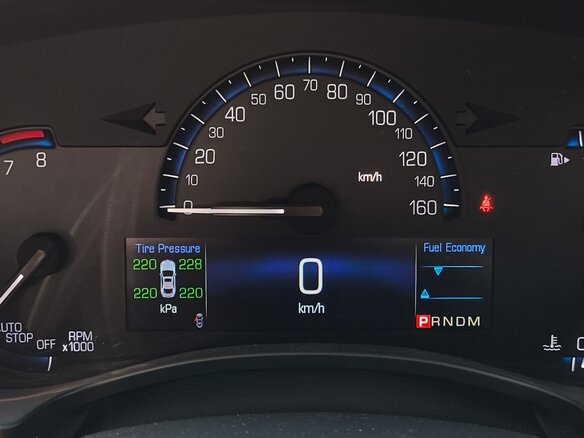 2016 Cadillac ATS I Рестайлинг, серебристый, 1490000 рублей - вид 4