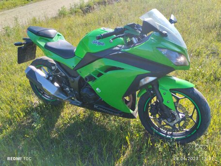 2013 Kawasaki Ninja 300, зелёный, 340000 рублей, вид 5