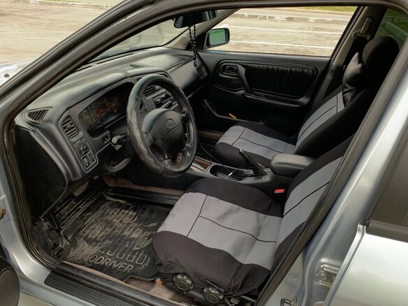 2000 Infiniti G20 II, серый, 400000 рублей - вид 6