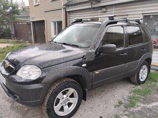 2016 Chevrolet Niva I Рестайлинг, чёрный, 700000 рублей, вид 2
