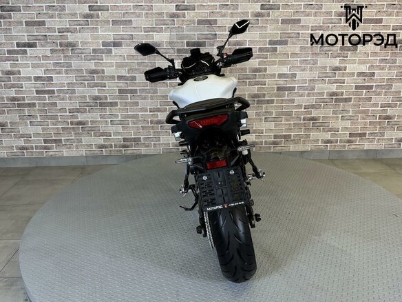 2024 Yamaha MT-09 Tracer (FJ-09), белый, 1495000 рублей - вид 6