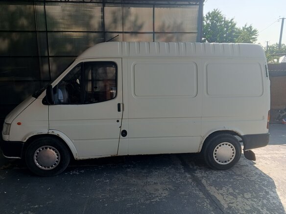 1994 Ford Transit, белый, 500000 рублей - вид 2