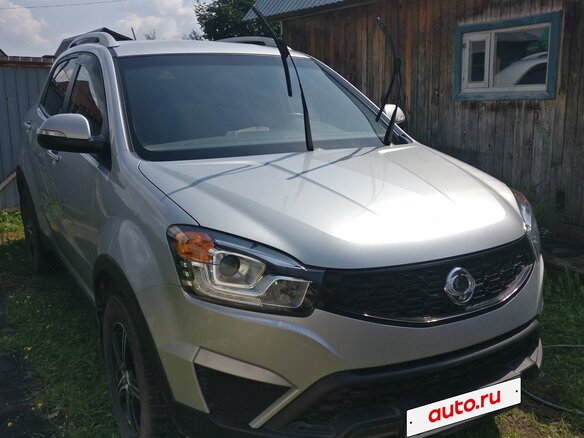 2015 SsangYong Actyon II Рестайлинг, серебристый, 1400000 рублей - вид 6